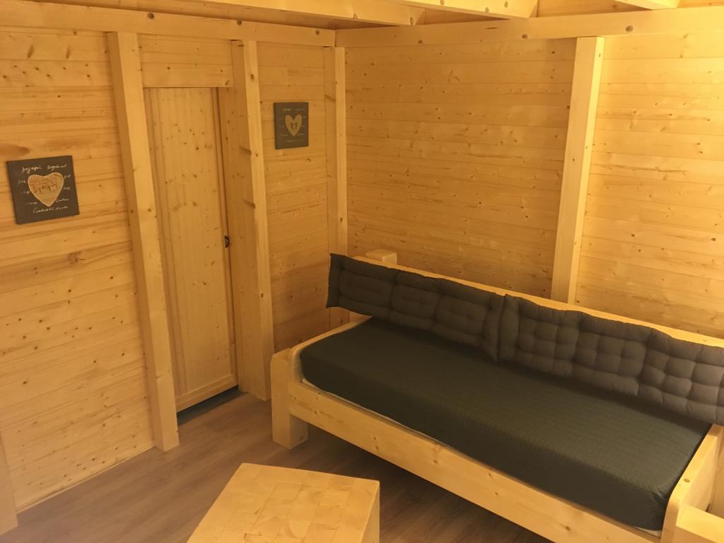 Relais Mont Jura Adults Only Bed & Breakfast Lélex Екстериор снимка